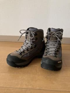 モンベル　登山靴　ツオロミーブーツ　24.0㎝のサムネイル
