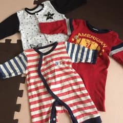 送料込499円！70cm　ロンパース3枚セットのサムネイル