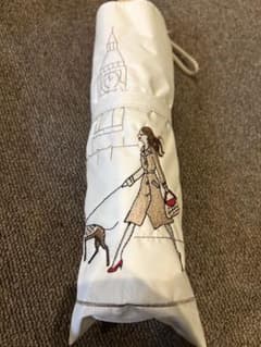 【かい様 専用】Aquascutum London 総刺繍 折りたたみ傘のサムネイル