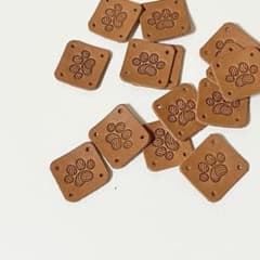 【 komomo画面です】 革タグ　素材　25枚 komomo様専用画面です】 革タグ 素材 25枚 - メルカリ