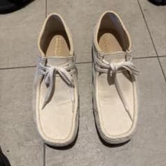 新品 arrows&sons 別注 clarks wallabee hairy - メルカリ