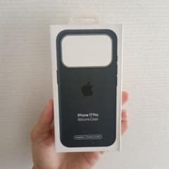Apple iPhone 17 Pro シリコーンケース ブラックのサムネイル