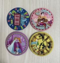 ディズニー 刺繍缶バッジ 4種セットのサムネイル