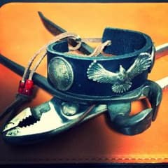 レザーバングル ホワイトハーツ Silverビーズ made in USAのサムネイル