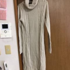 ニットワンピースのサムネイル