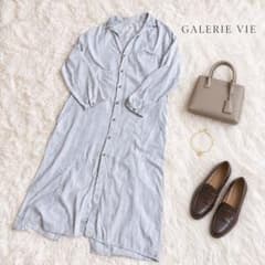 GALERIE VIE 長袖シャツワンピース ロング丈 ライトグレー Sサイズのサムネイル