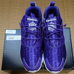 ももクロ×Reebok CLASSIC スペシャルスニーカー パープルのサムネイル