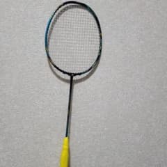 （最終値下げ）YONEX アストロクス88Sプロ 4ug5のサムネイル