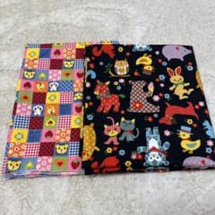 綿プリント生地 ハギレ 2枚セットのサムネイル