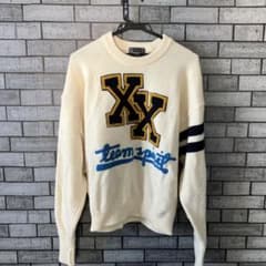 白ニット（ixi.z）のサムネイル