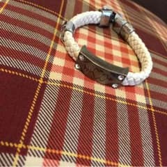 ブレスレットのサムネイル