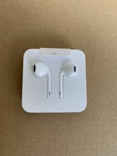 iPhone 純正イヤホンのサムネイル