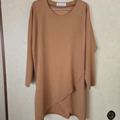 Francaise アシンメトリック長袖チュニック キャメルのサムネイル