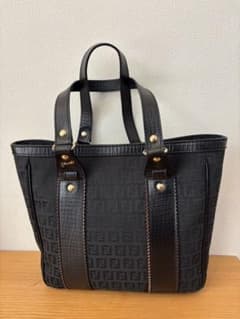 Fendi ブラック トートバッグ♪♪のサムネイル