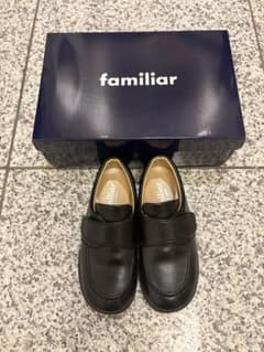 【現行品】familiar定番 黒 フォーマルシューズ17.0cm お受験のサムネイル