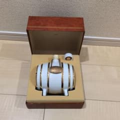 古酒・未開栓】カミュ ナポレオン 樽型 白陶器ボトル 替栓・箱付