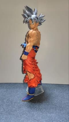 드래곤 볼 피규어 EXTREME SAIYAN 신성한 극의 손오공