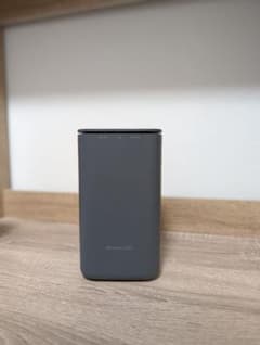 docomo home 5G HR01 本体のサムネイル