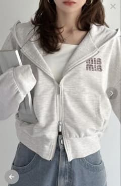 mily bilet ジップアップパーカー