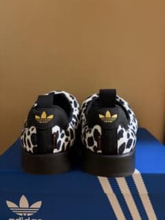 adidas PUFFYLETTE W IG7154 ダルメシアン柄のサムネイル