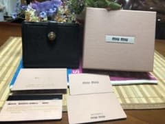 MIU MIU 折り畳み財布のサムネイル