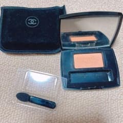 CHANEL オレンジ アイシャドウ 美品のサムネイル