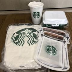 スタバ 2019 福袋 4点セットのサムネイル