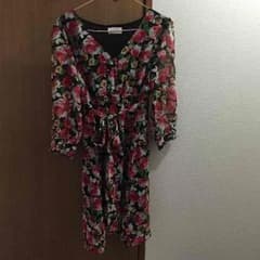 美品★ワンピースのサムネイル