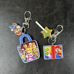 スーパーマリオ ピーチ姫 アクリルキーホルダー セット - メルカリ