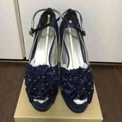 axes femme ネイビー パンプス 24㎝のサムネイル