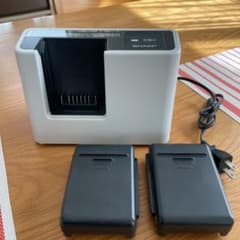 SHARP EC-AP700-Nの充電池2個、充電器のサムネイル