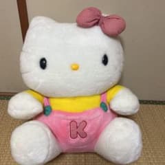 キティーちゃん BIGぬいぐるみのサムネイル