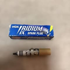 NGK IRIDIUM IX スパークプラグ CPR7EAIX-9のサムネイル