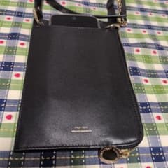 23区 本革 レザーモバイルポーチ スマホショルダー 黒 ゴールド金具 