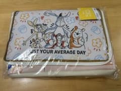 くまのプーさん　大きなポッケ付きバスケット