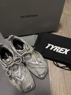 BALENCIAGA TYREX silver 付属品フルセット - メルカリ