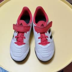 蛍光ペンす様専用　アディダス　サッカートレーニングシューズのサムネイル