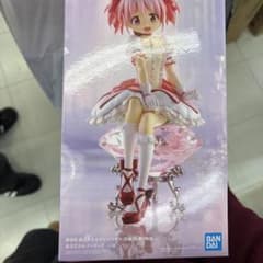 劇場版 魔法少女まどか☆マギカ 鹿目まどか フィギュアのサムネイル