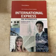 International Express Pre-Intermediateのサムネイル