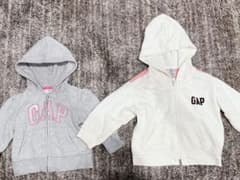 baby GAP ジップアップパーカー 2枚セット 12-18、２歳のサムネイル