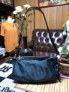 PRADA プラダ　ショルダーバッグのサムネイル