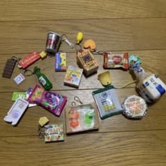 ガチャガチャ　ミニチュア 食品 マスコット まとめ売りのサムネイル