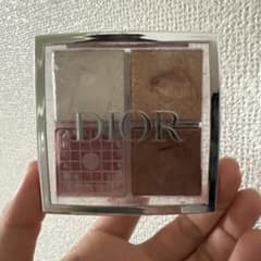 Dior バックステージ フェイス グロウ パレット 001のサムネイル