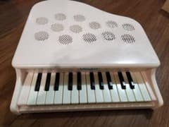 カワイ ミニピアノ P-25 ピンキッシュホワイトのサムネイル
