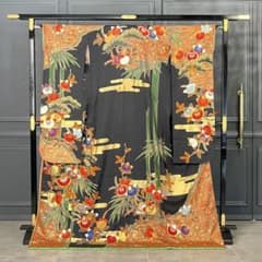 【最終値引処分・貴重・美品】大振袖 黒地 和装 着物のサムネイル