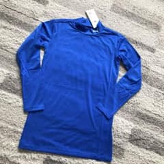 新品 PUMA コンプレッションシャツ スポーツウェア 長袖 サッカー インナーのサムネイル