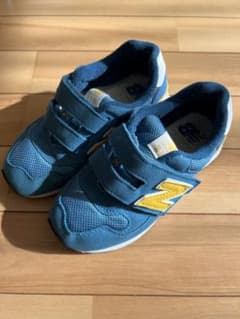 New Balance ネイビー/イエロー スニーカー　　１９センチのサムネイル