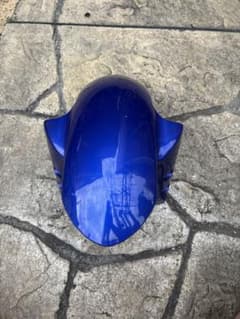 【千葉県 引き取りのみ】YZF-R1(5vy) フロントフェンダーのサムネイル