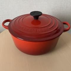 ル・クルーゼ ココットロンド 20cm チェリーレッド 両手鍋 - メルカリ