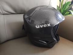 UVEX  スキースノボヘルメットのサムネイル